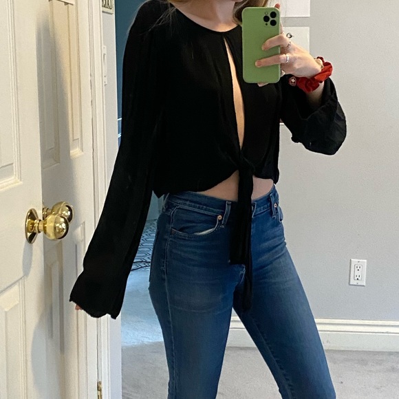 American Eagle Open-Front Top - Picture 4 of 11